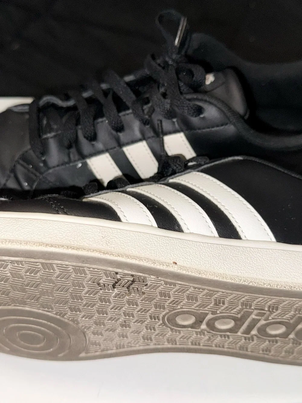 adidas classic low